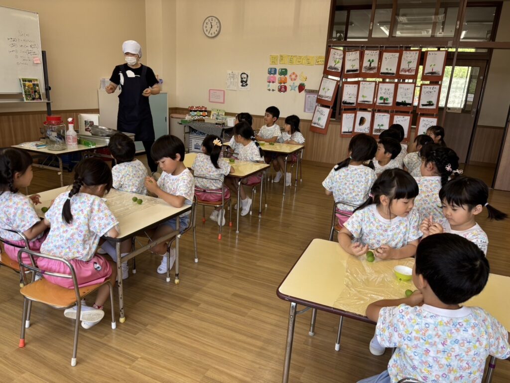 すみれ　うめのお話きいてます