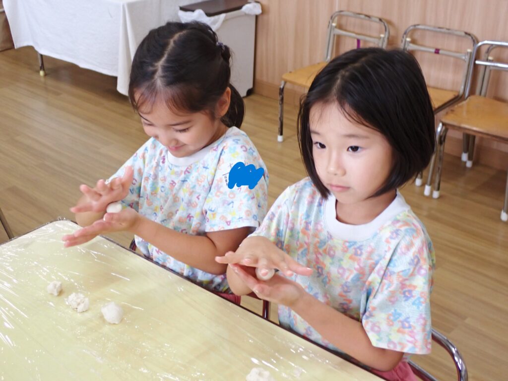 P9290016 すみれ　まるまる