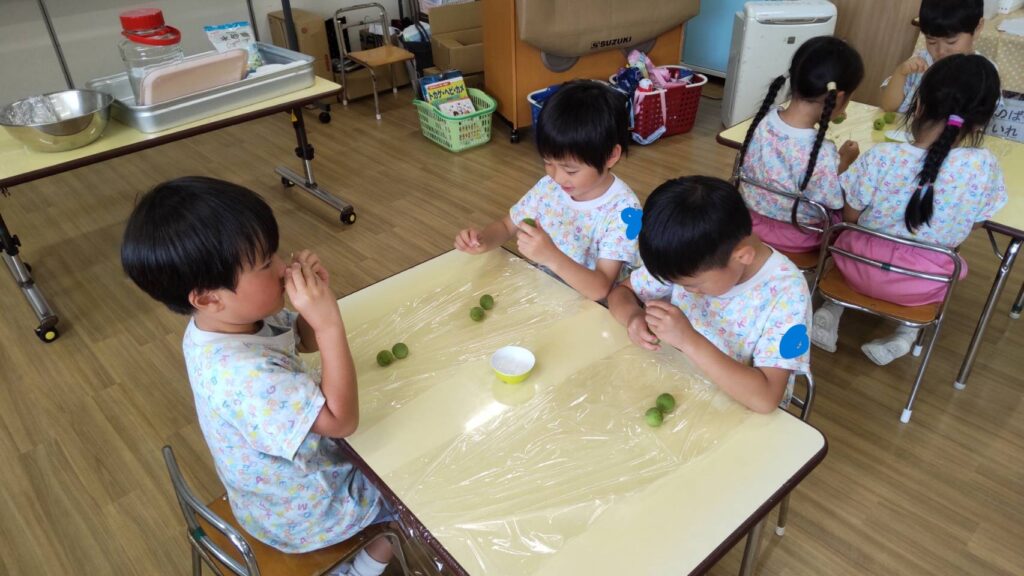 ume 匂いかぐ