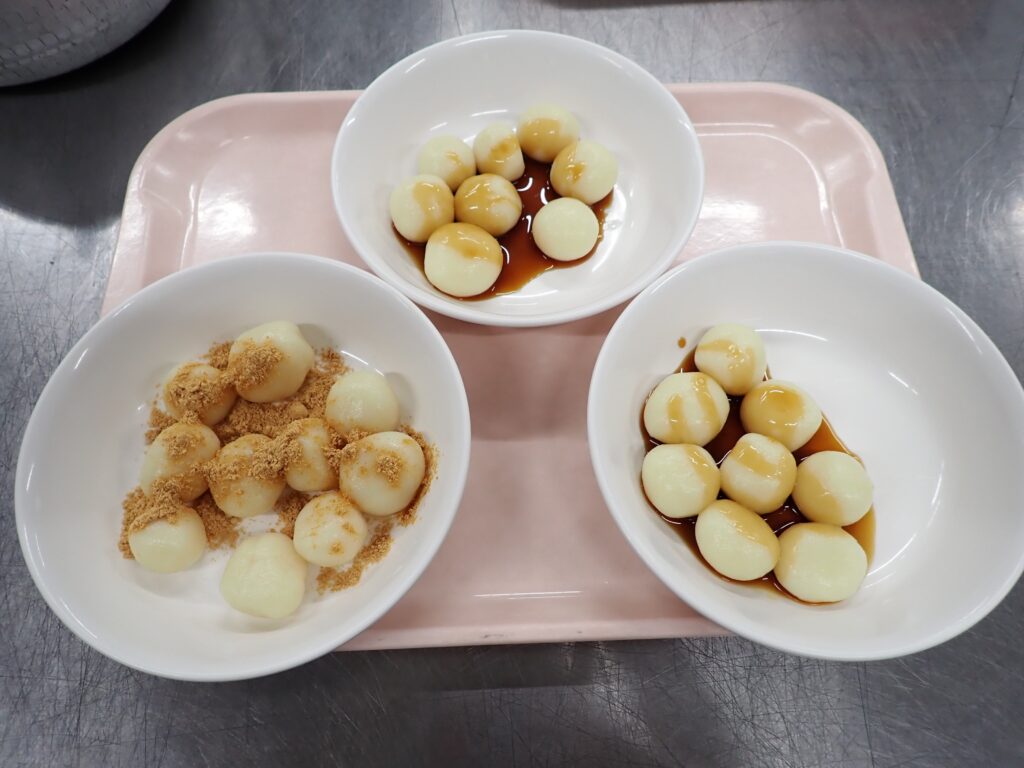 P9250009 できあがり　うめ団子